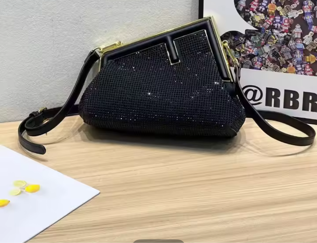 Crystal bedazzled black clutch (high quality)