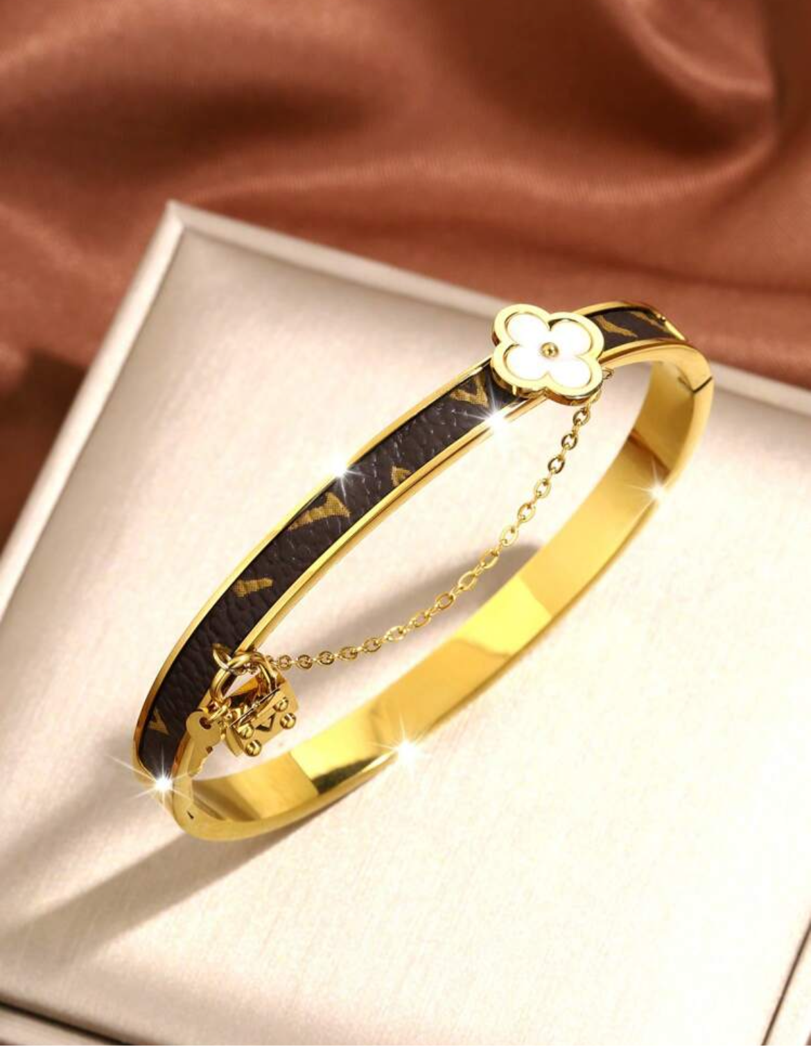 Stylish one size fits all BANGLES!! (Many options)