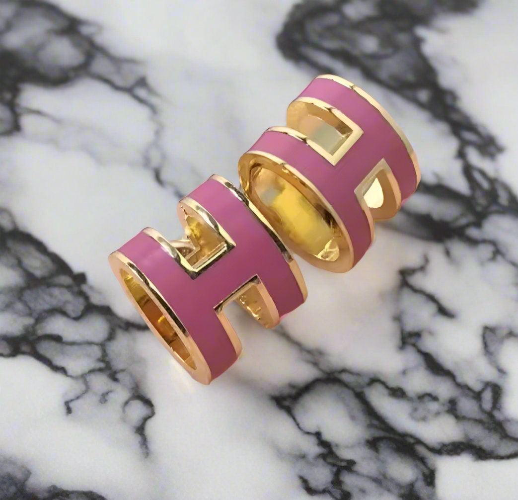 High quality bubble letter H Earrings