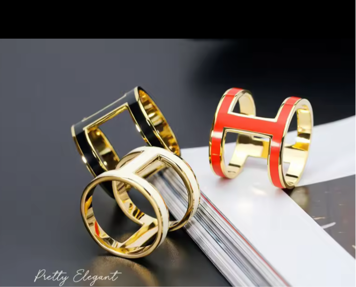 Scarf buckles