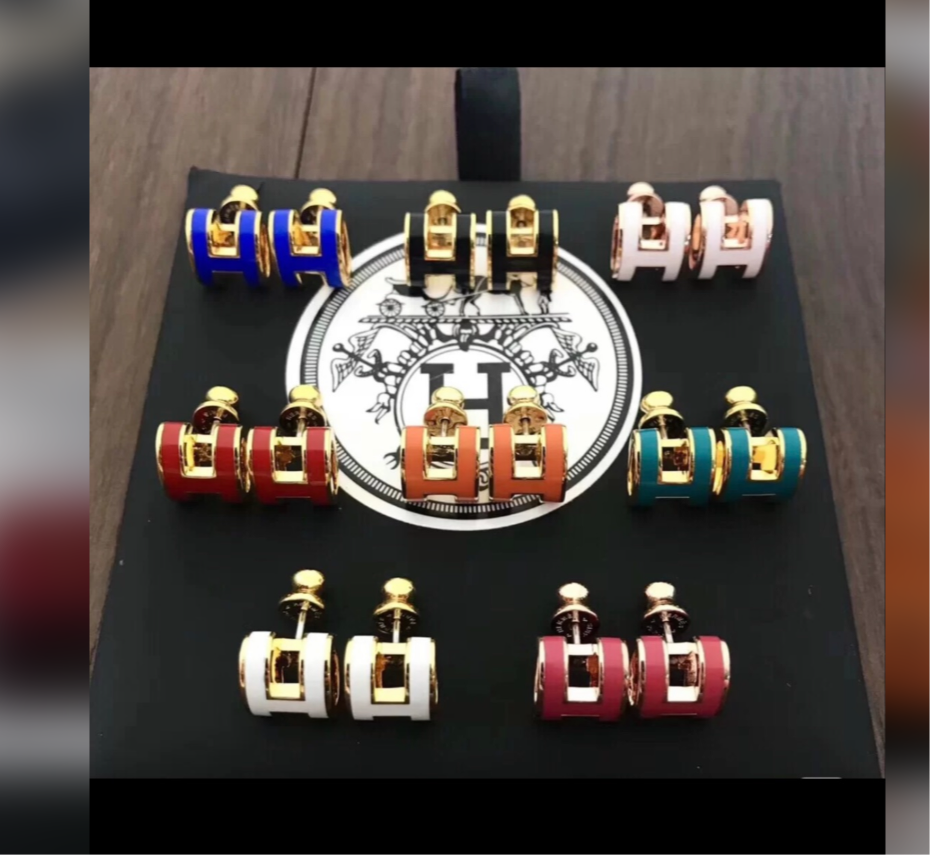 High quality bubble letter H Earrings