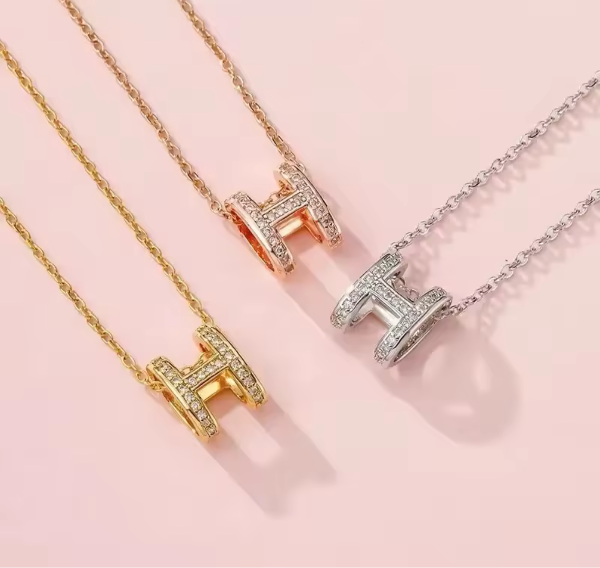 Bubble letter H pendant chain necklaces