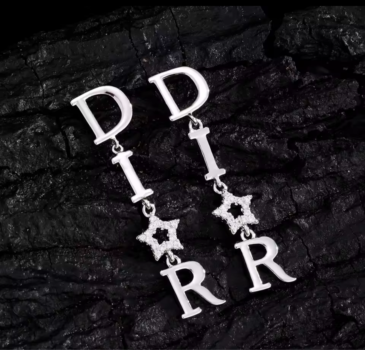 Dangling & pendant statement earrings