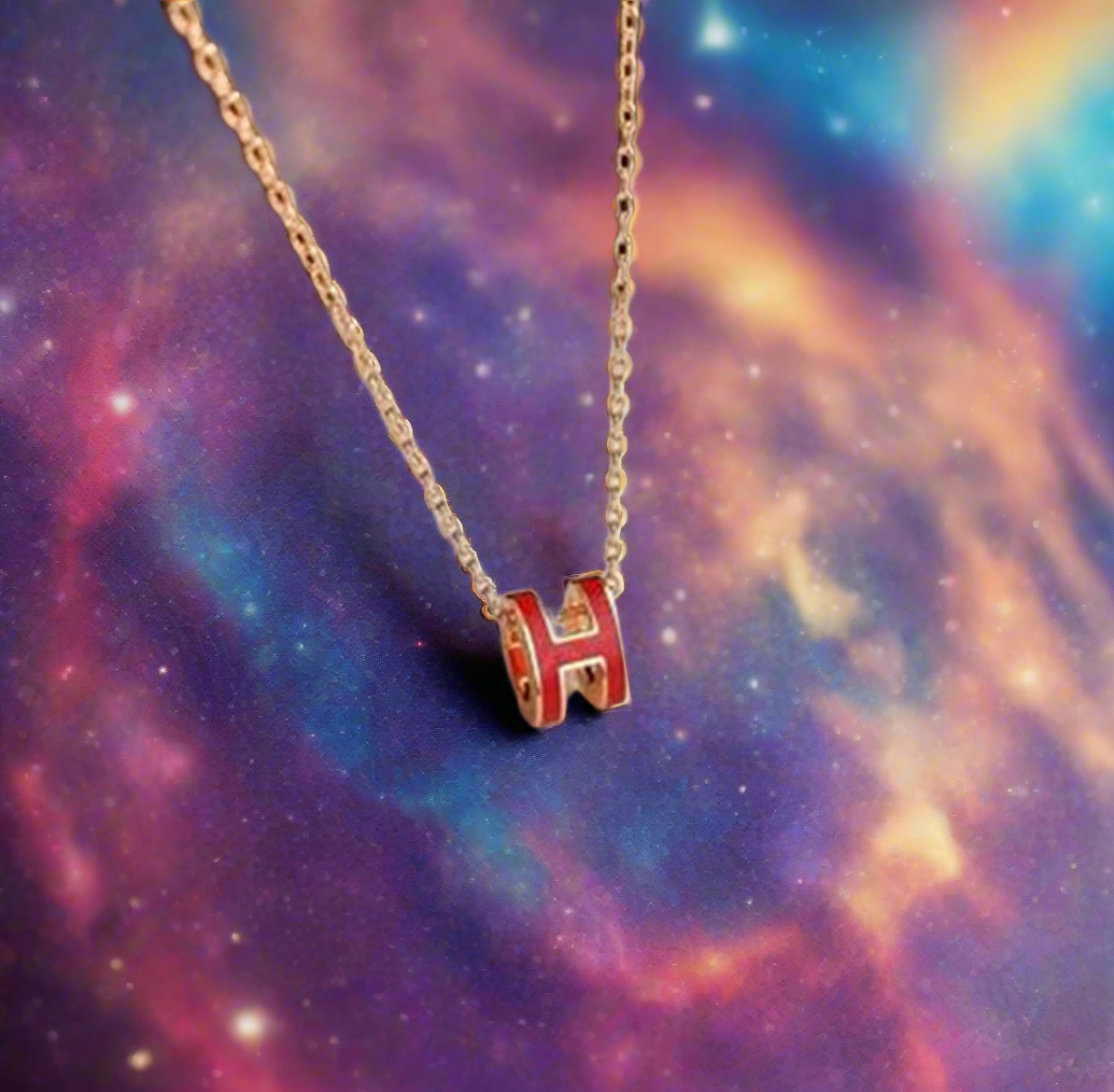 Bubble letter H pendant chain necklaces