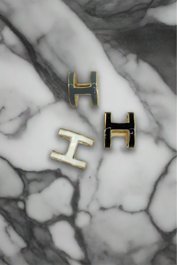 High quality bubble letter H Earrings
