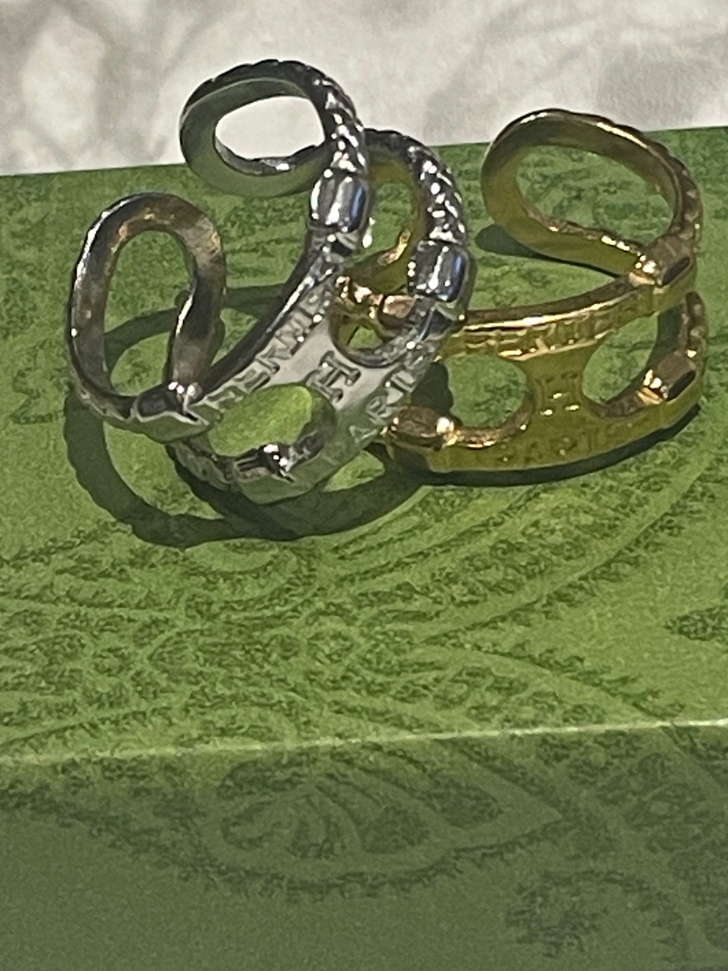Gorgeous Vintage designer Ring!!
