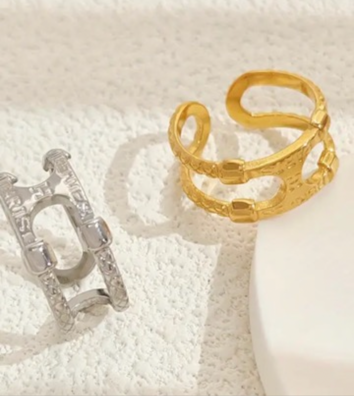 Gorgeous Vintage designer Ring!!