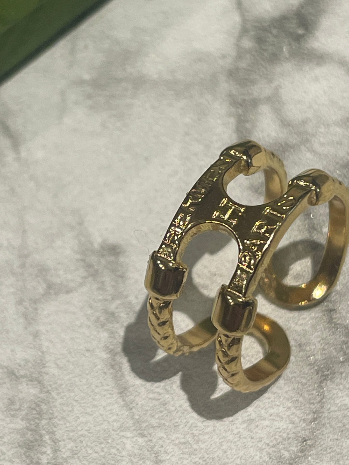 Gorgeous Vintage designer Ring!!