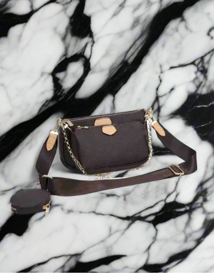 Classic monogram logo Crossbody bags