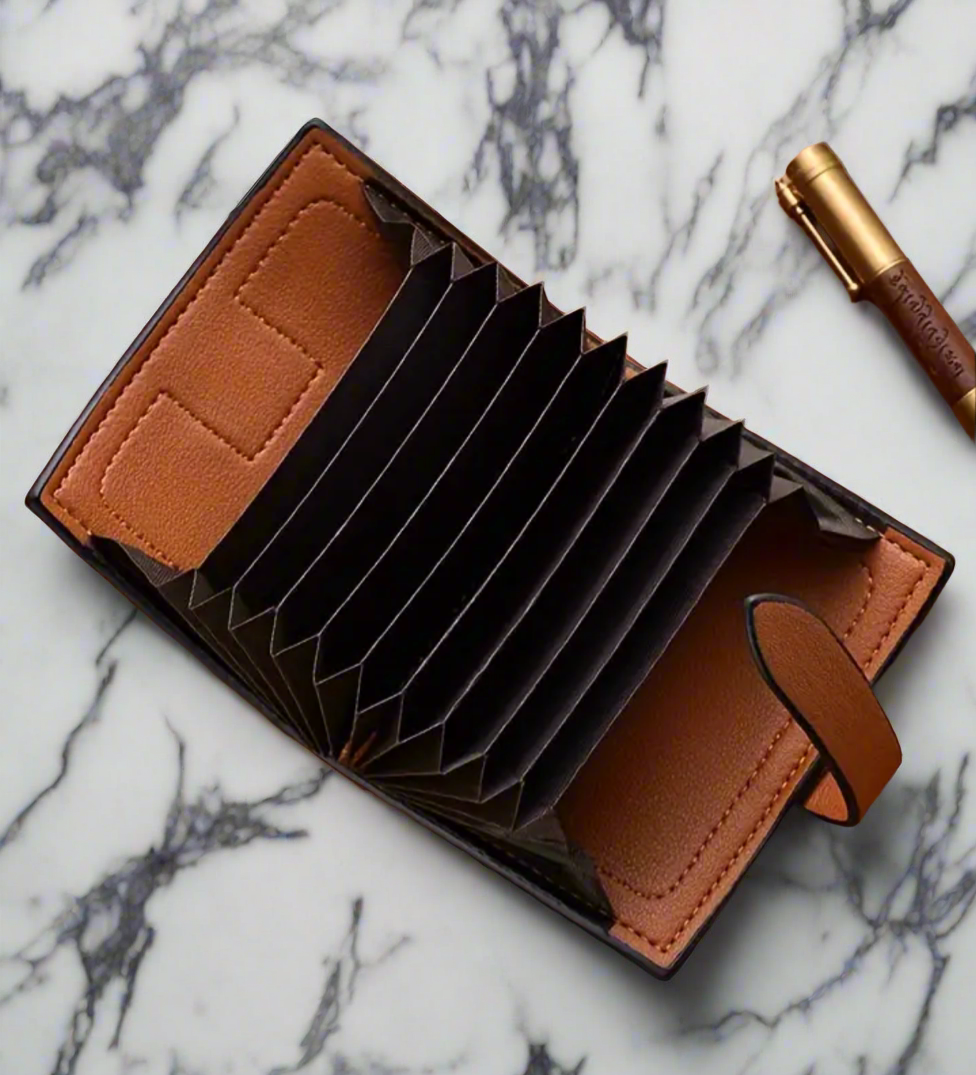 Various short wallets & small leather goods