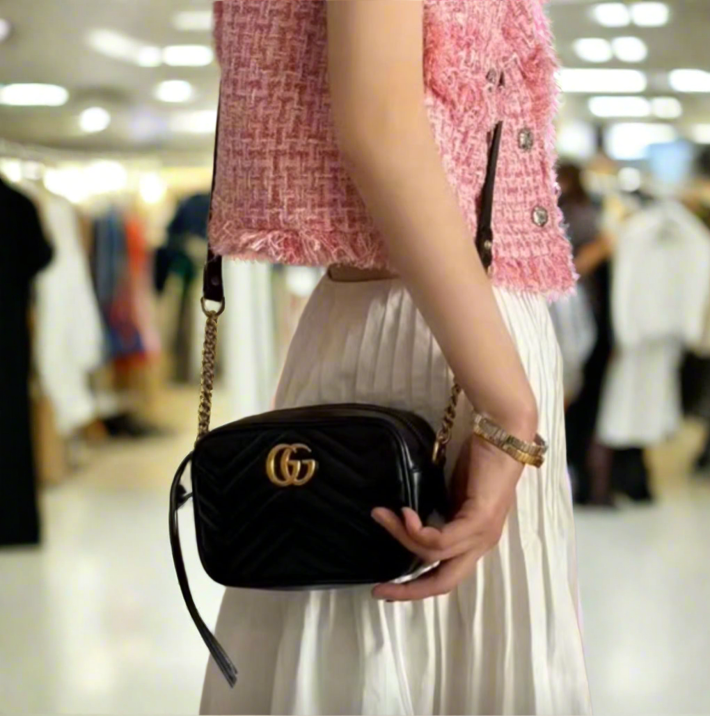 GG logo crossbody bags