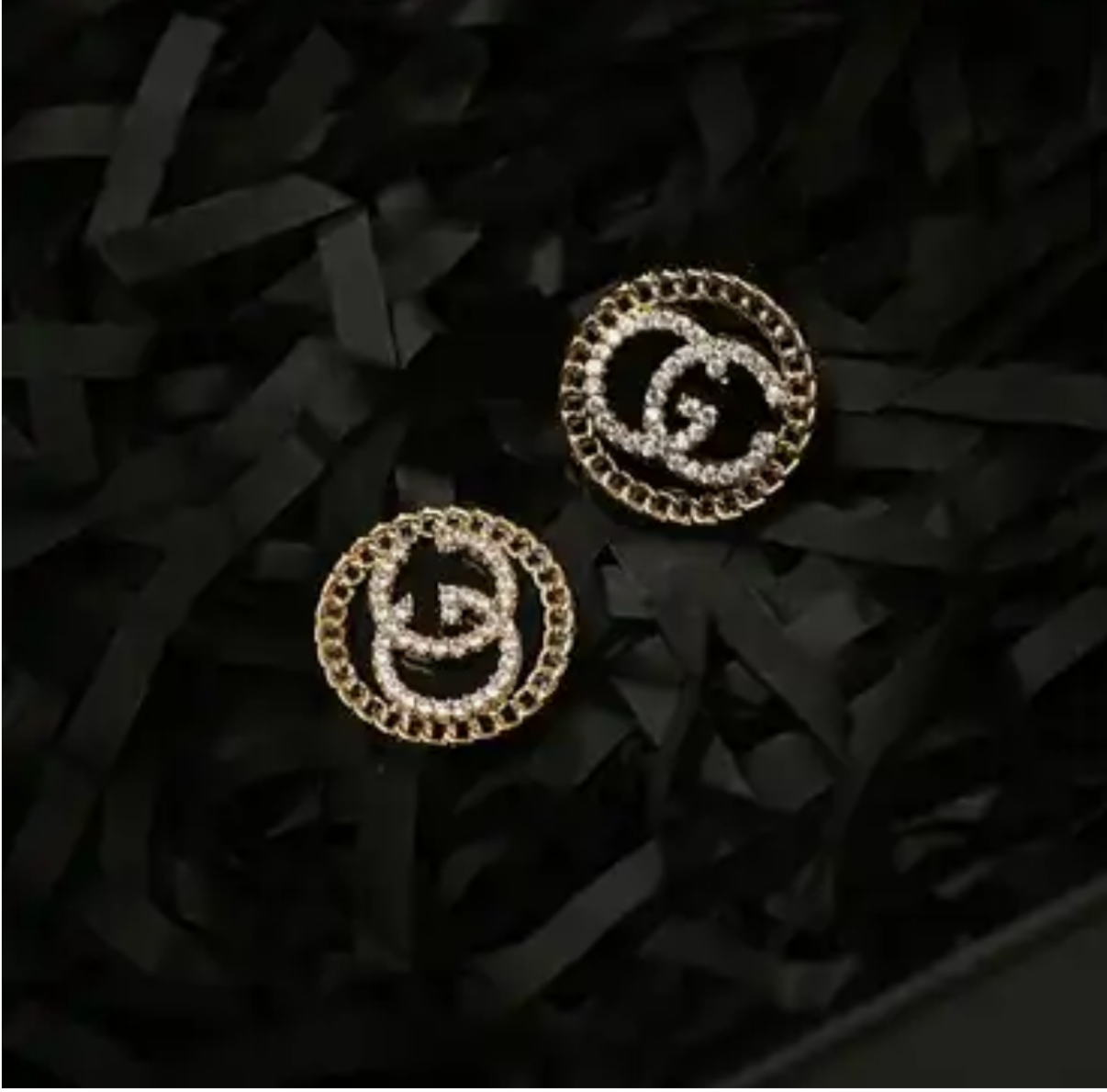 Assorted designer style earrings !!