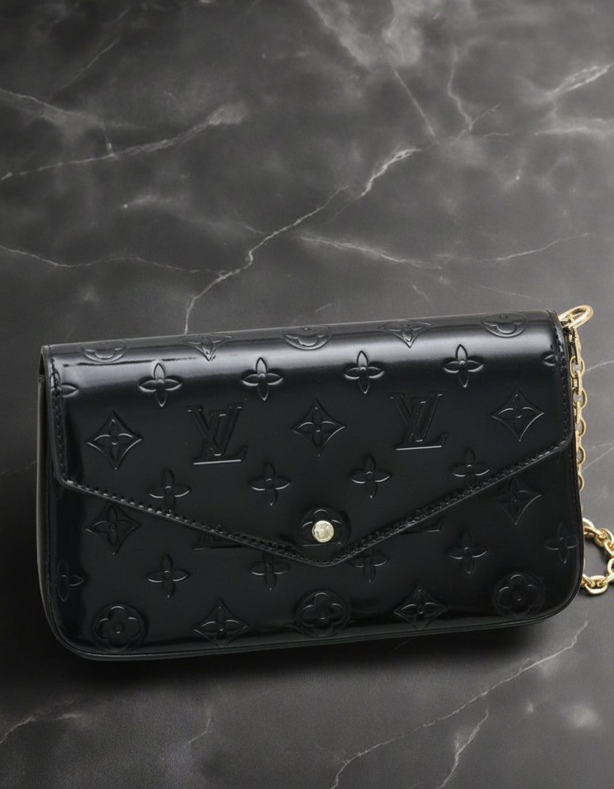 Small leather LV pouchette bag with chain and