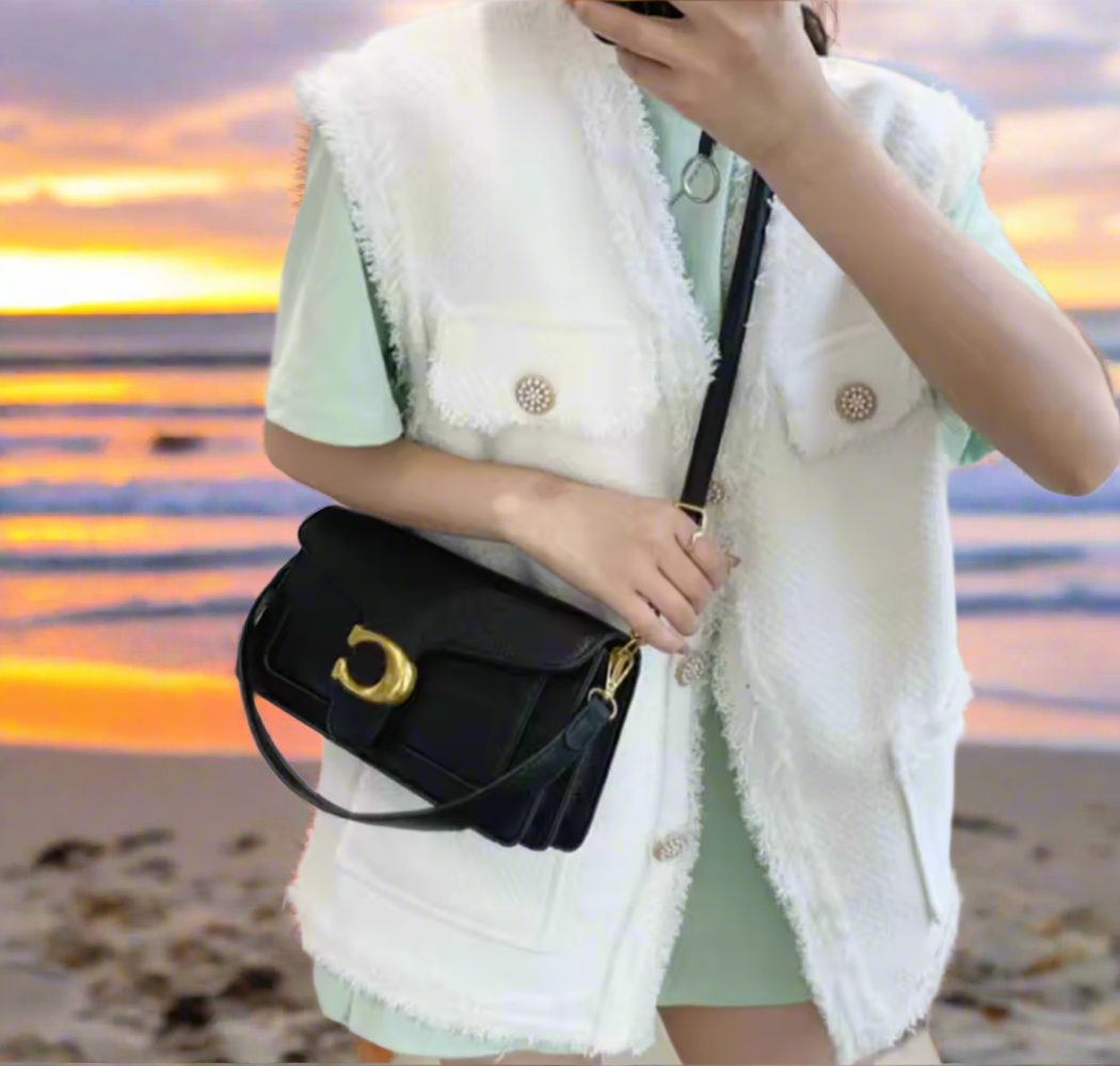 Classic leather underarm logo purse