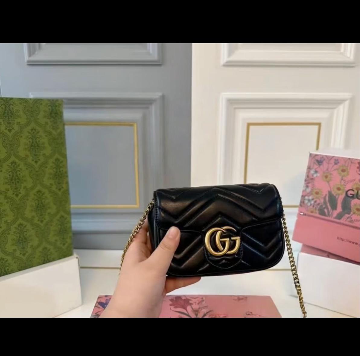 GG logo crossbody bags