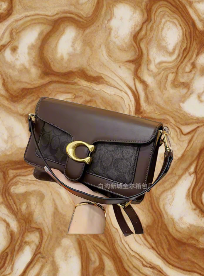 Classic leather underarm logo purse