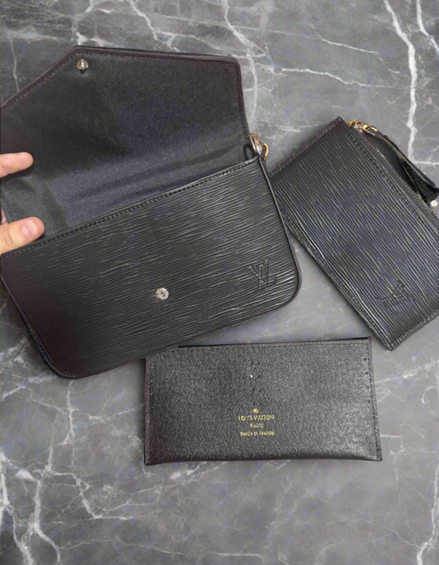 Small leather LV pouchette bag with chain and