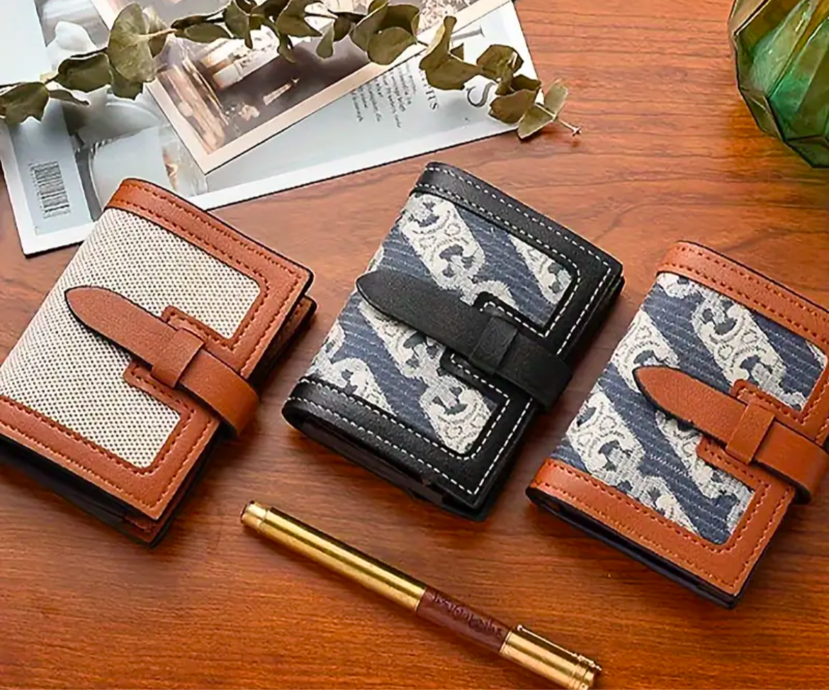 Various short wallets & small leather goods