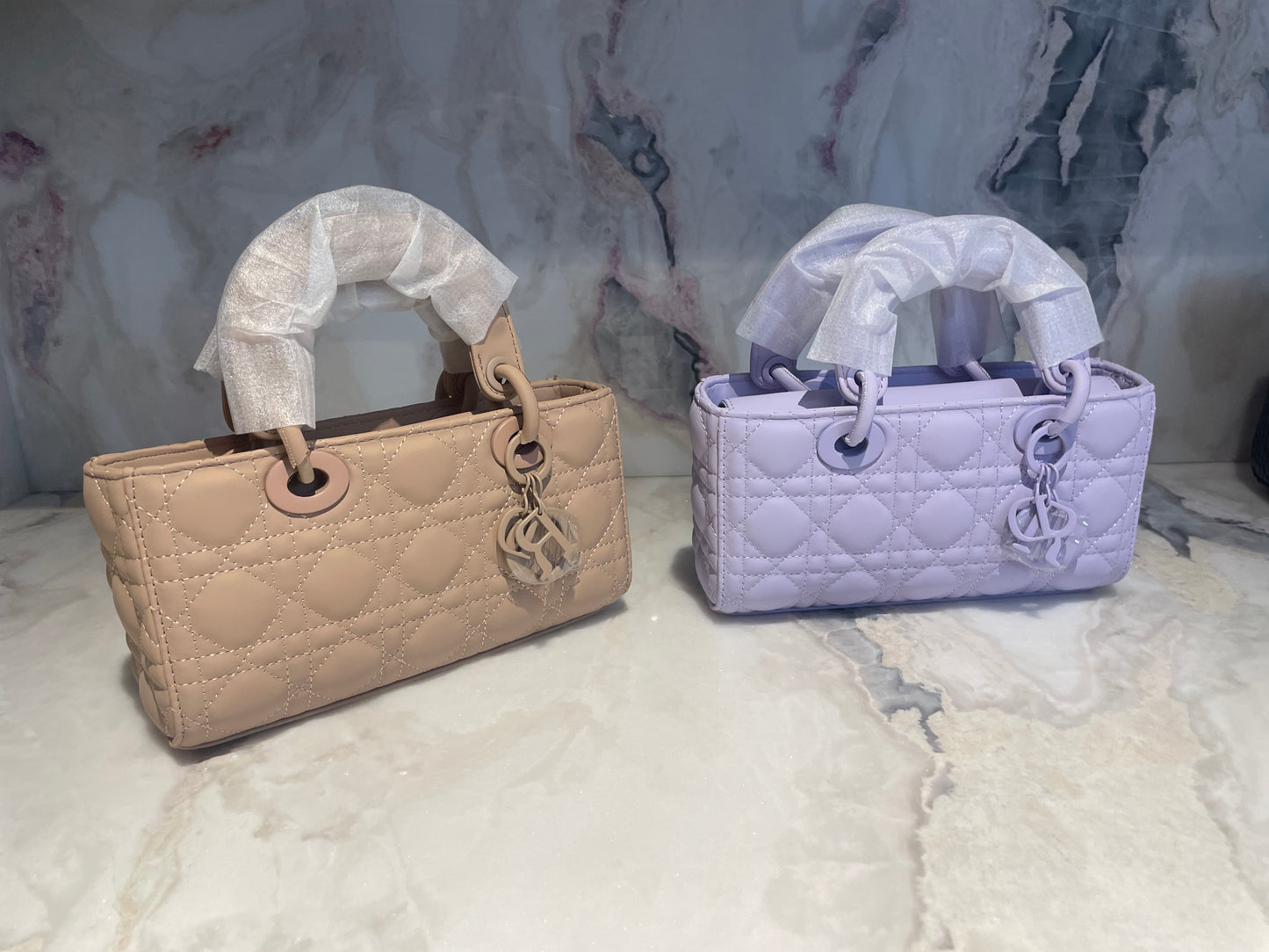 Structured rectangular tote handbags