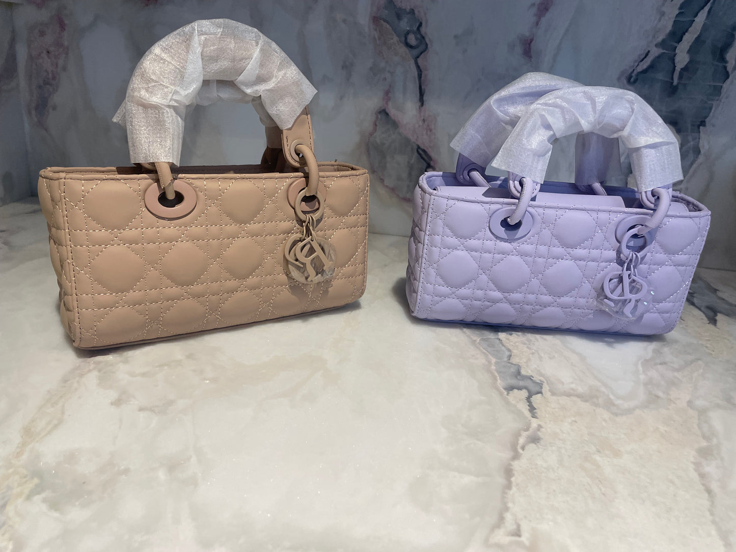 Structured rectangular tote handbags