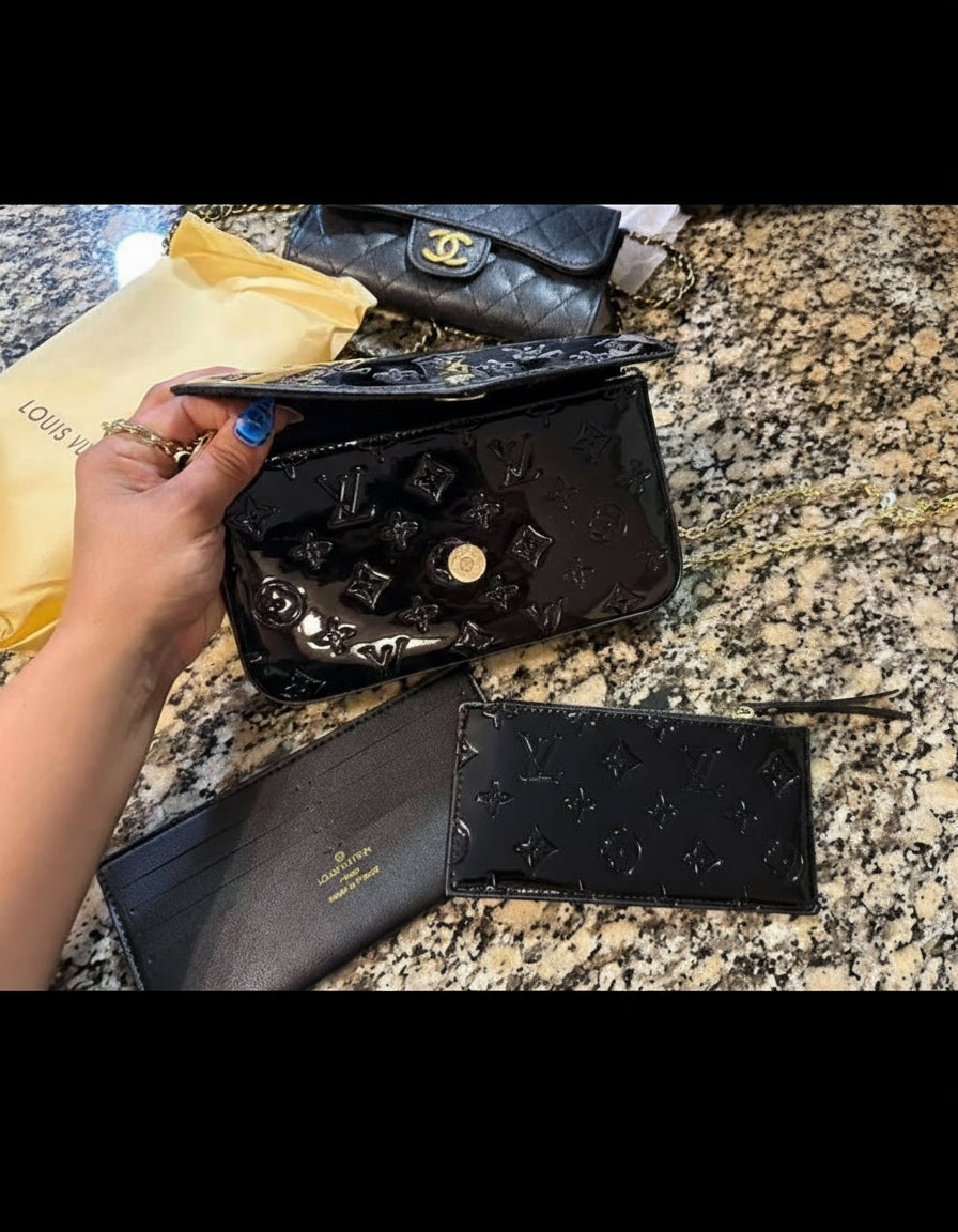 Small leather LV pouchette bag with chain and