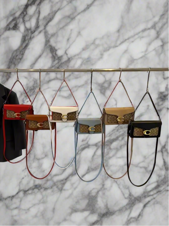 Classic leather underarm logo purse