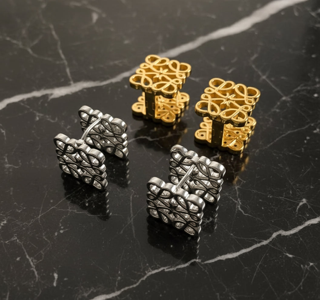 Assorted designer style earrings !!