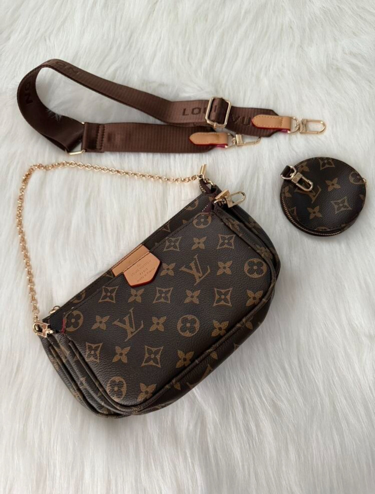 Classic monogram logo Crossbody bags