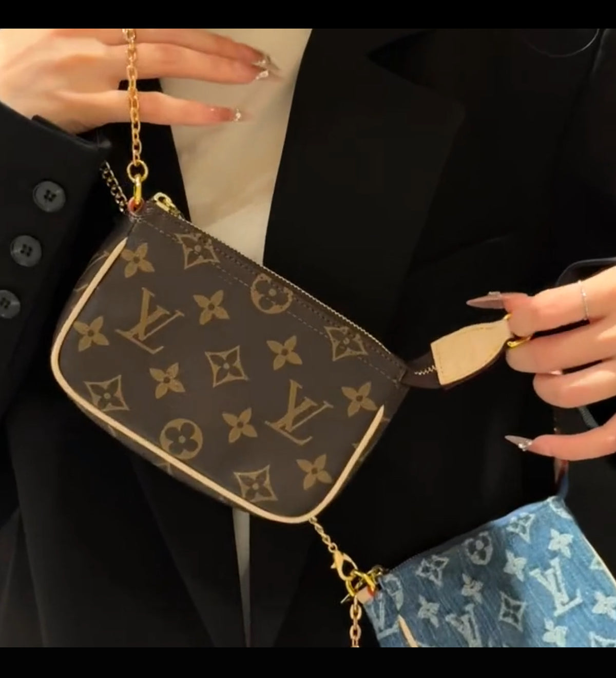 Classic monogram logo Crossbody bags