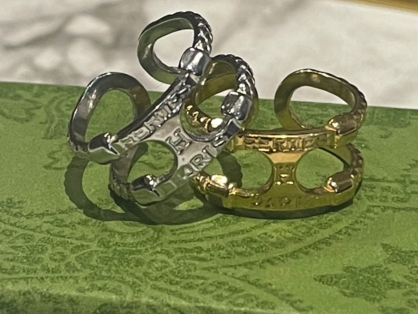Gorgeous Vintage designer Ring!!