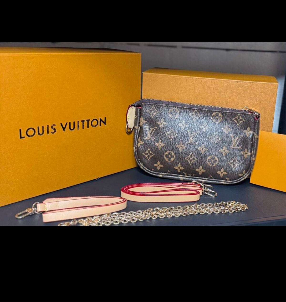 Classic monogram logo Crossbody bags