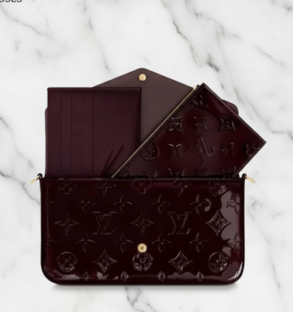 Small leather LV pouchette bag with chain and