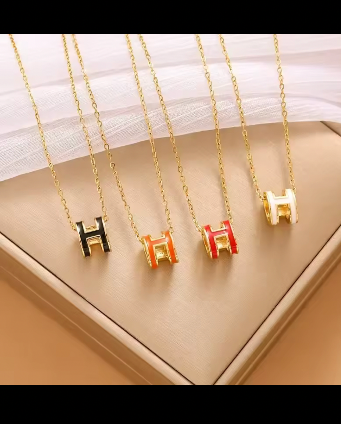 Bubble H chain necklaces