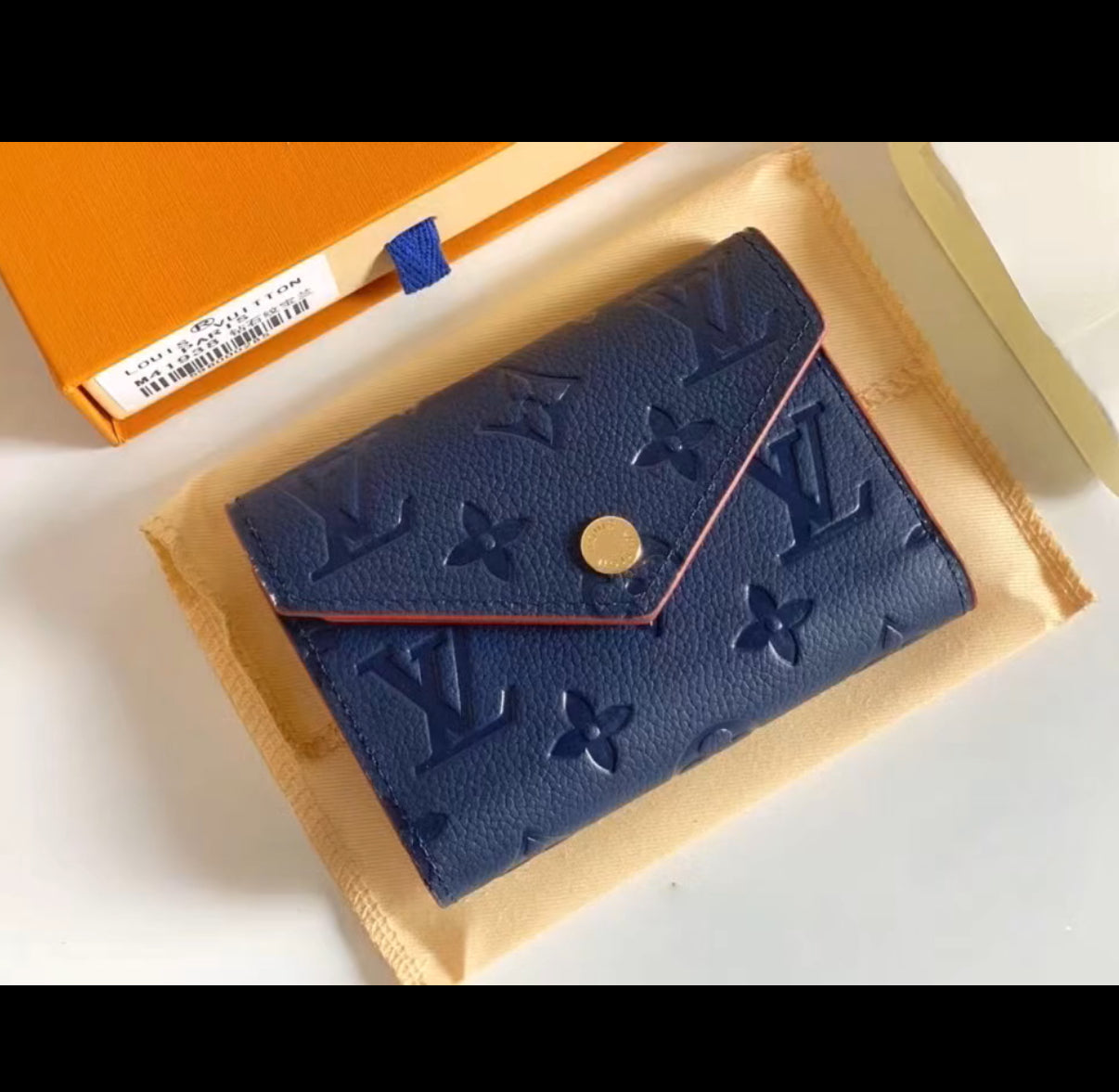 Small wallets & change purses