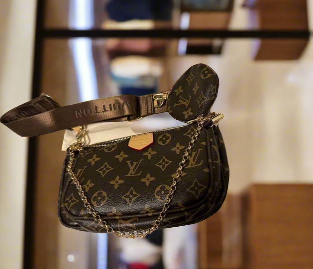 Classic monogram logo Crossbody bags