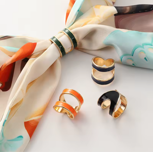 Scarf buckles