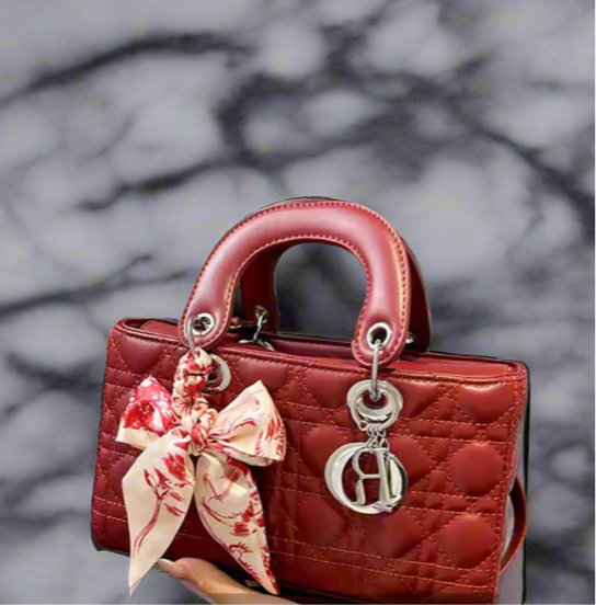 Structured rectangular tote handbags