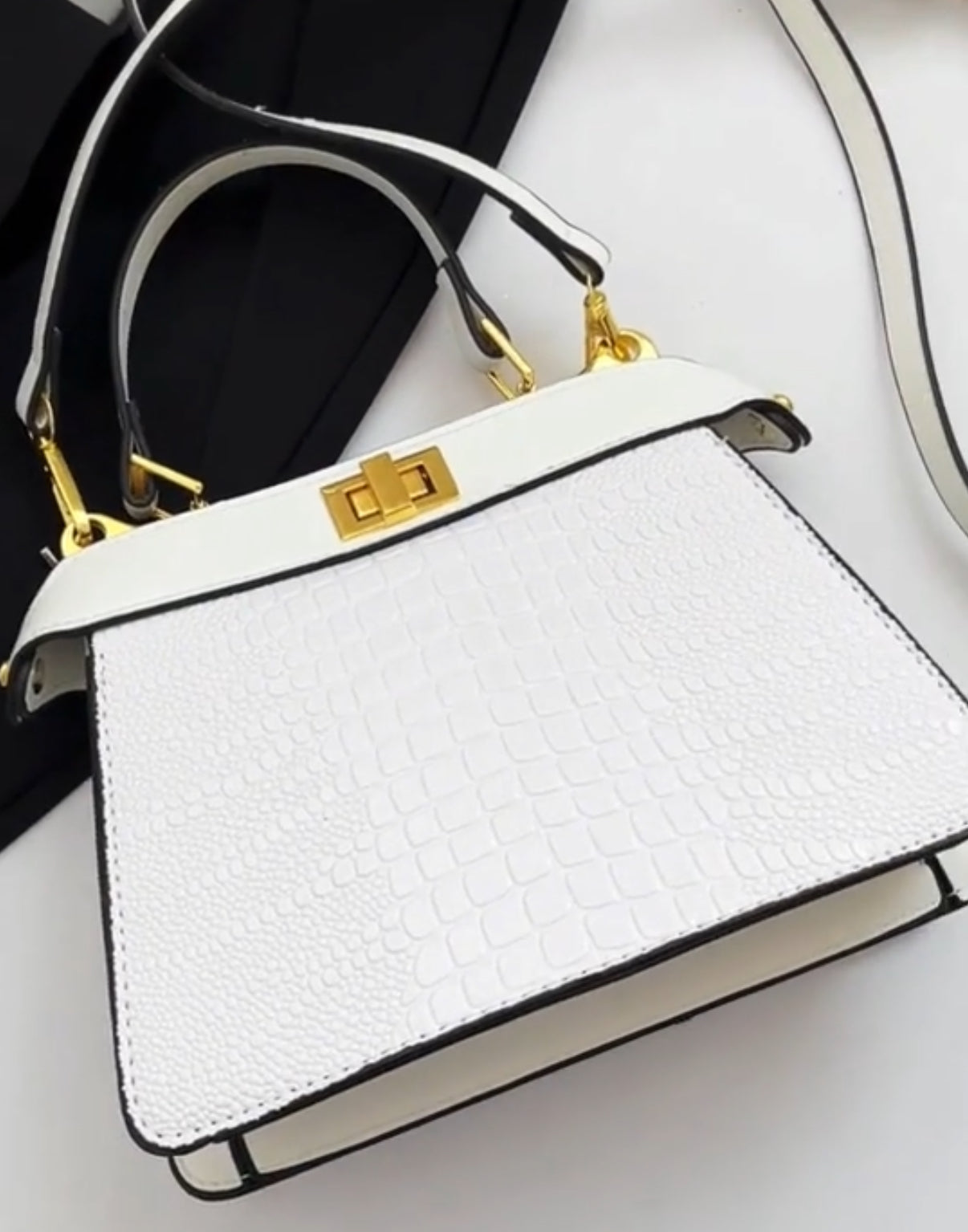 Peekaboo style top handle tote bag
