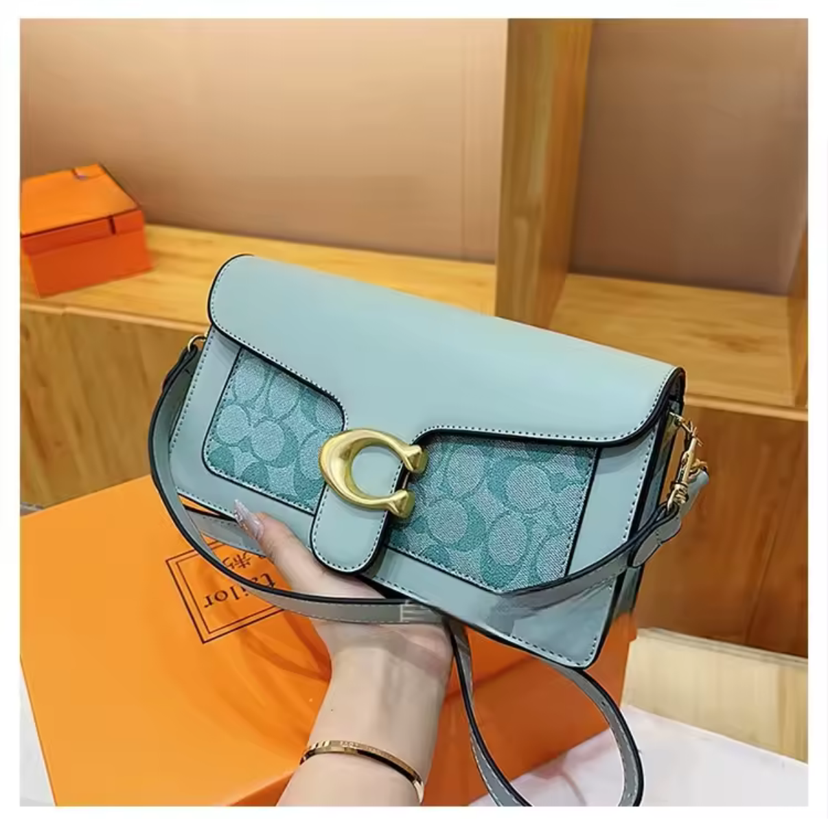 Classic leather underarm logo purse