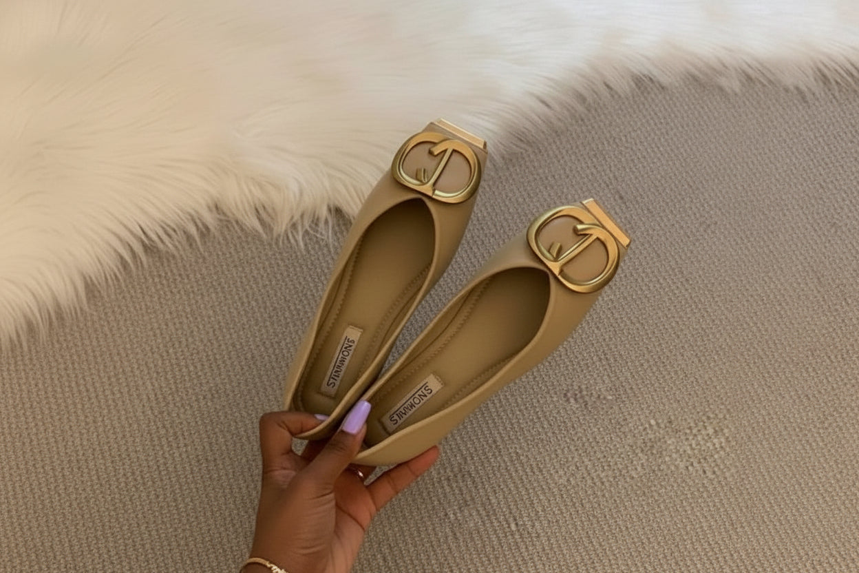 Vegan leather CD ballet flats. (NEW)