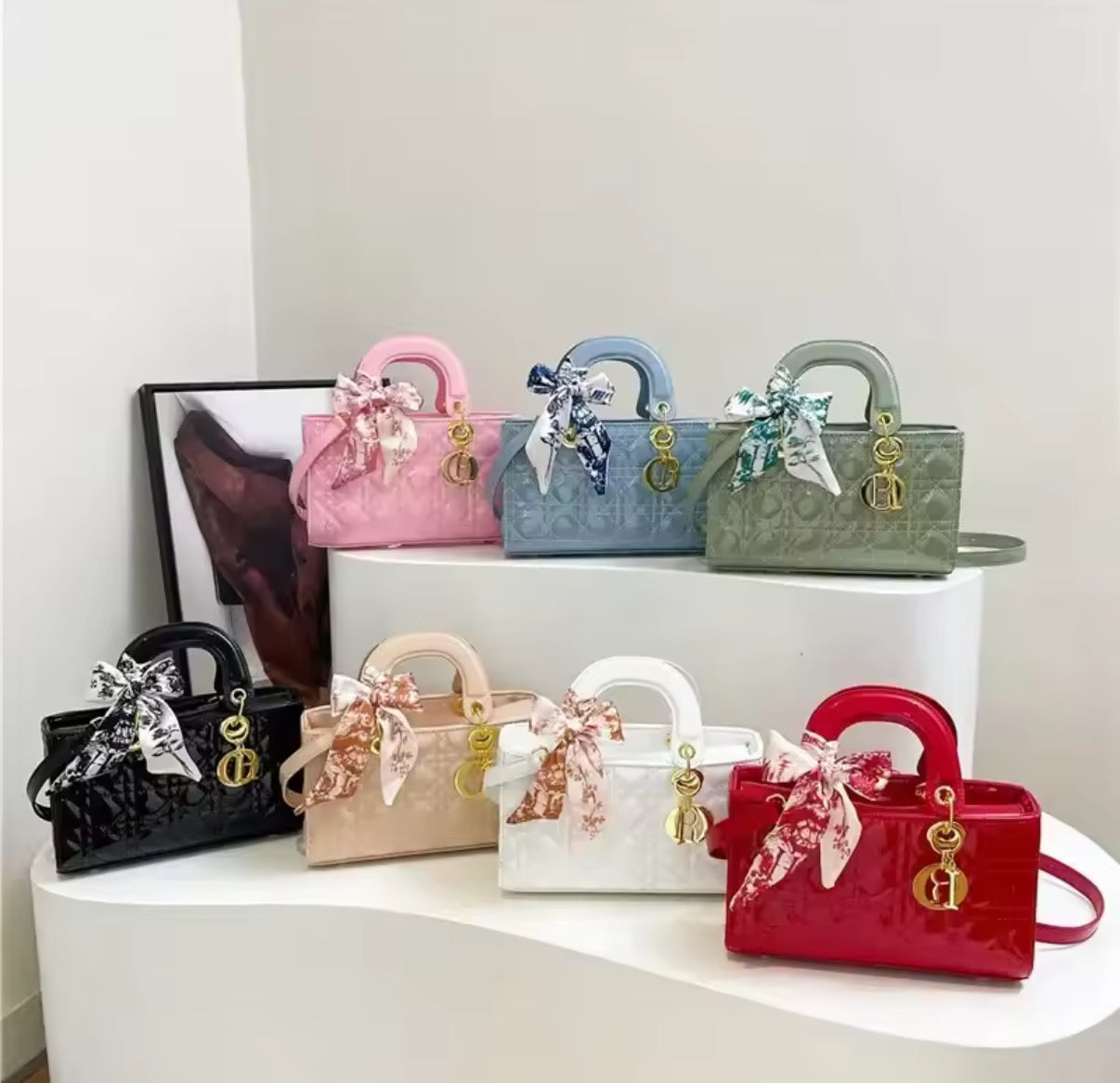 Structured rectangular tote handbags