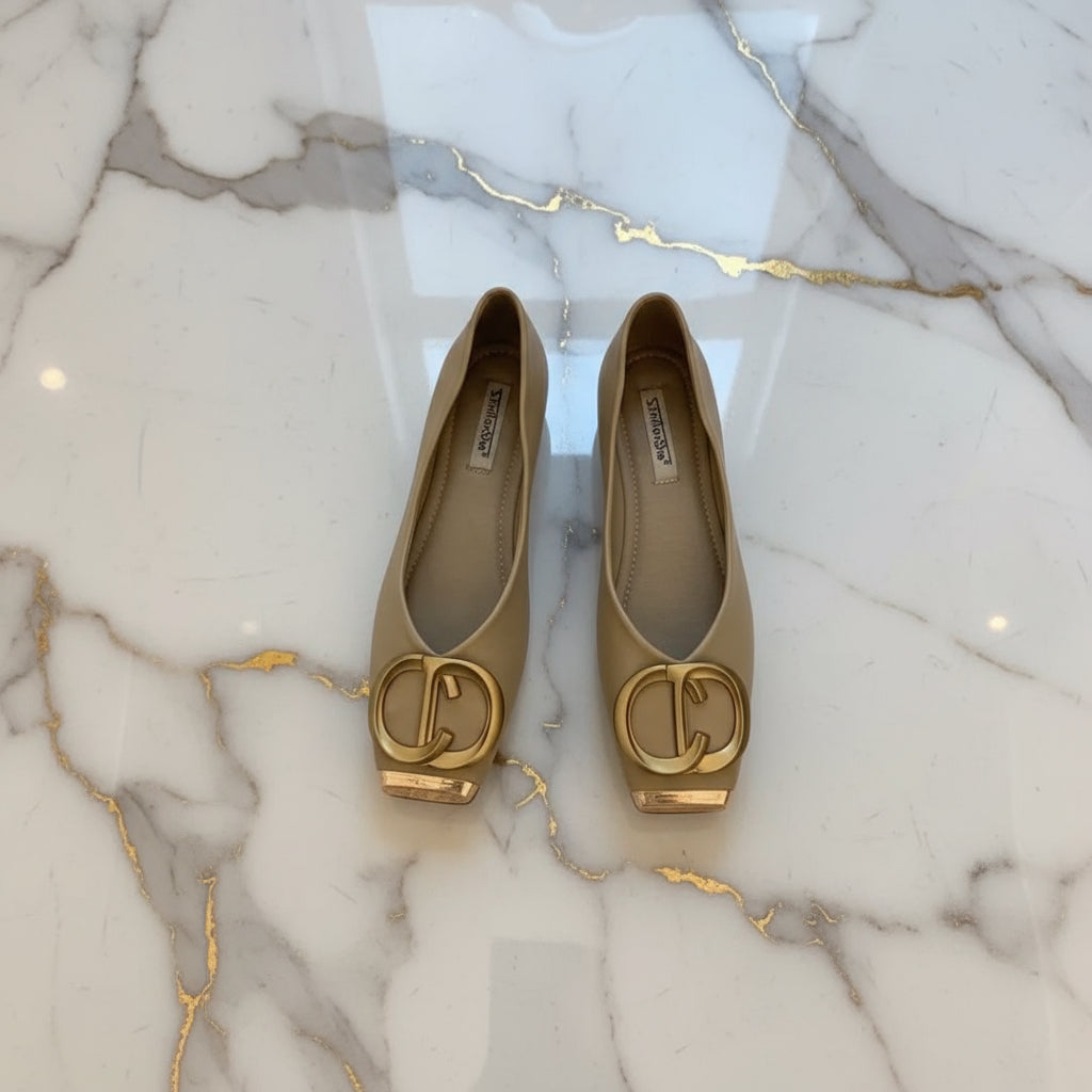 Vegan leather CD ballet flats. (NEW)