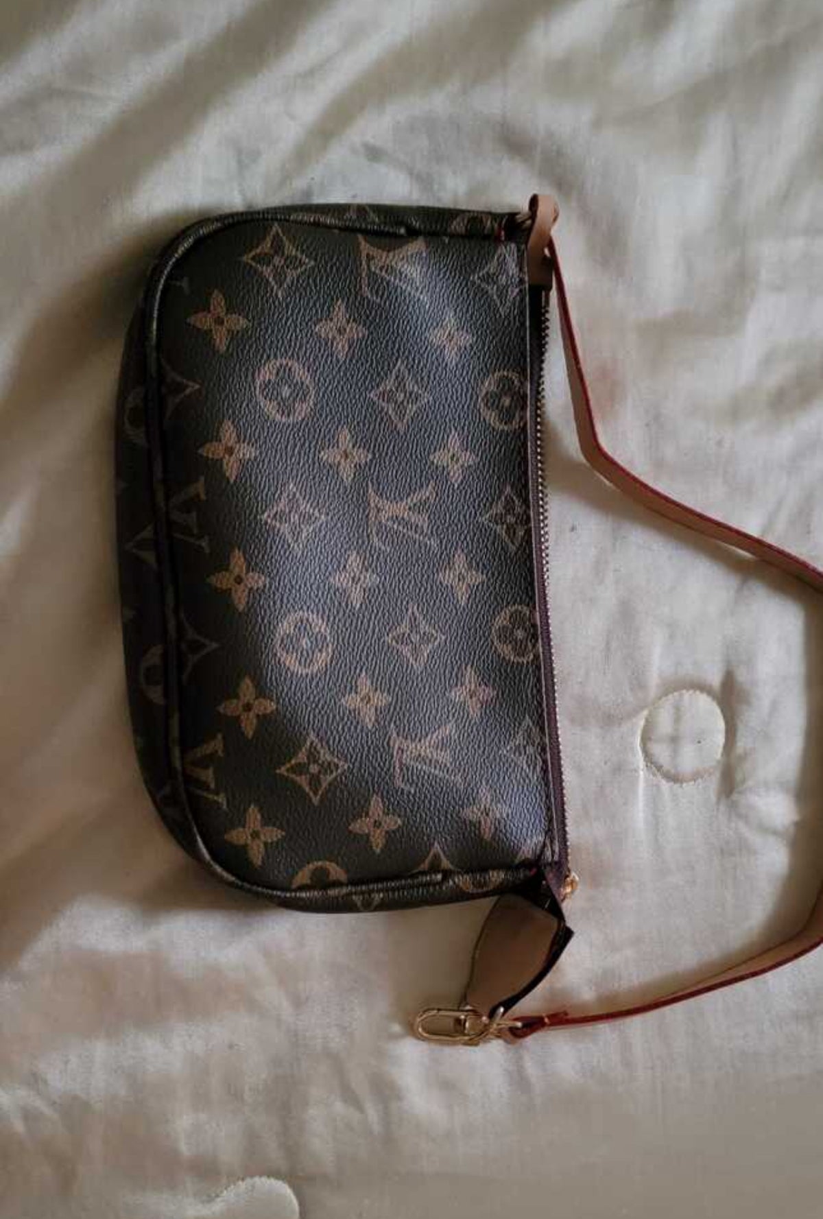 Classic monogram logo Crossbody bags