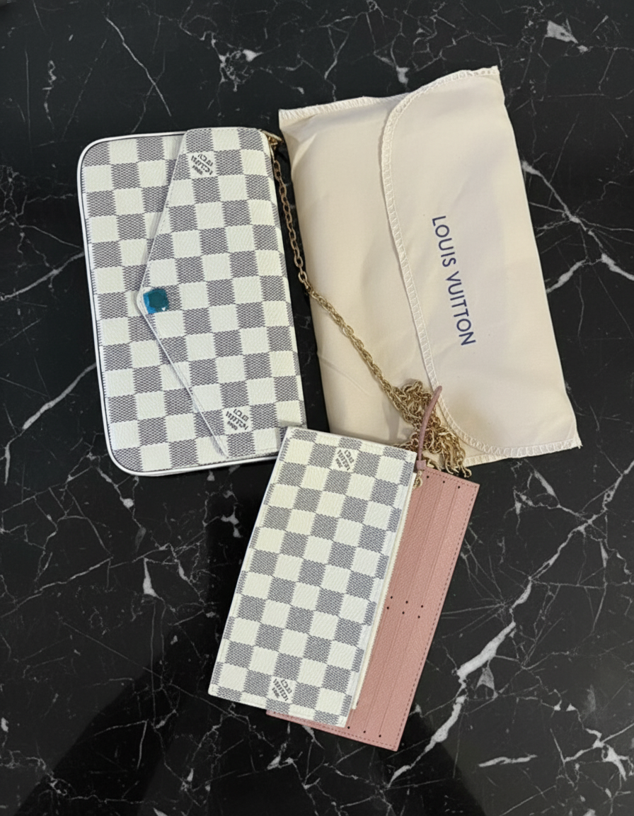 Small leather LV pouchette bag with chain and